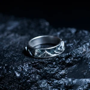 Anillo cordillera sobre relieve